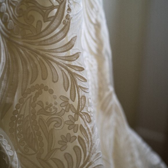 Essense of Australia- All Who Wander- Clio Wedding Dress - Picture 6 of 9